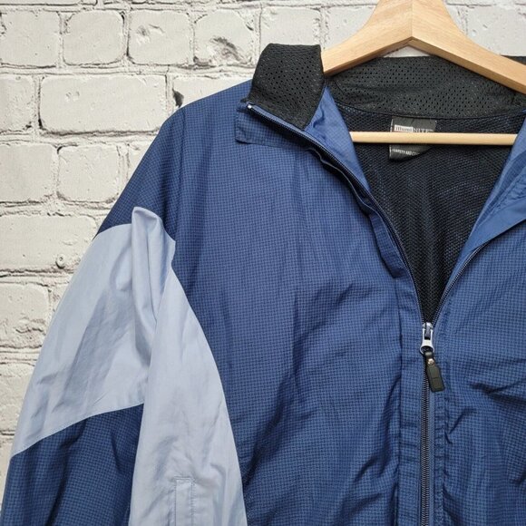 illumiNite Two Tone Blue Windbreaker Full Zip Jacket Zip Pockets Size S? - Picture 3 of 13